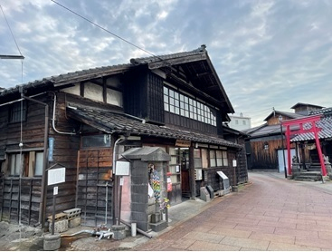 北越後銘酒館|越のむらさき|新発田の酒屋